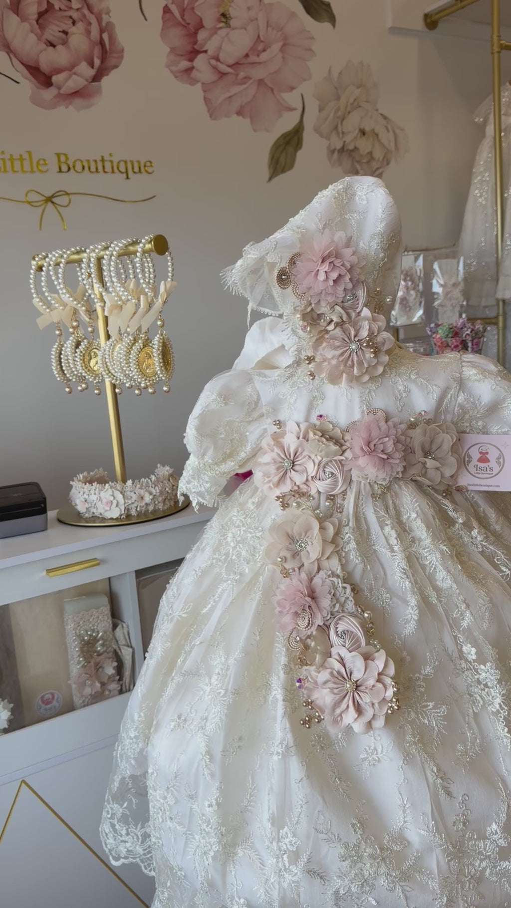 Floral Lace Ropón