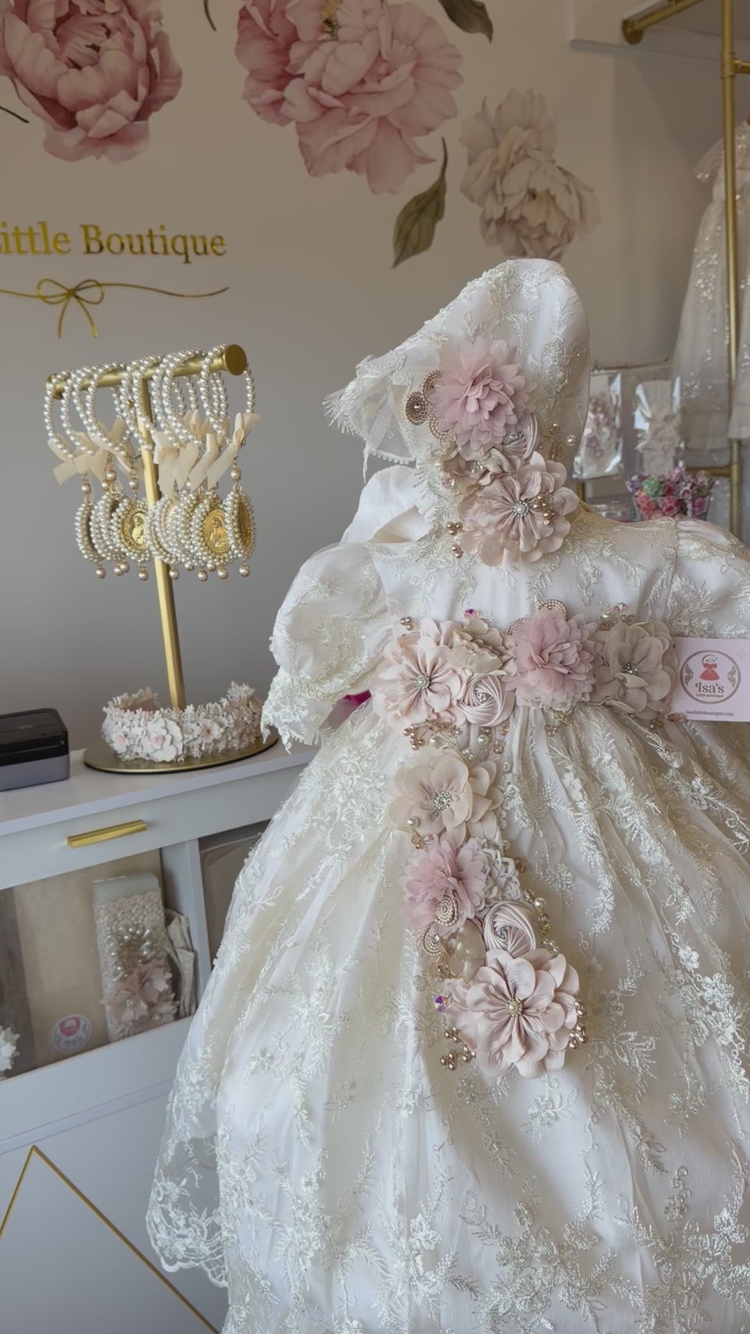 Floral Lace Ropón